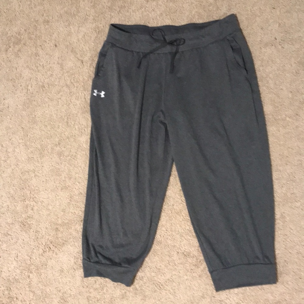 Under armour capris
